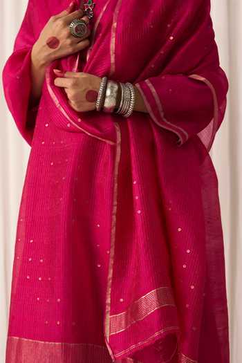 Five Point Five_Magenta Silk V-neck Farah Woven Kurta Set _Online_at_Aza_Fashions