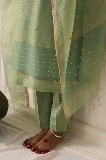 Buy Five Point Five Green Silk, Linen, Organza Split V-neck, Yes Bhumi Woven Kurta Set Buy_Five Point Five_Green Silk, Linen, Organza Split V-neck, Yes Bhumi Woven Kurta Set