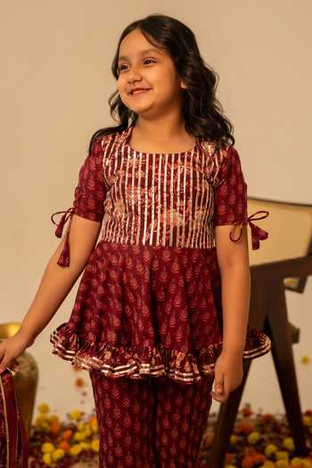 Buy Pomcha Jaipur Maroon Cotton, Net Hand Block Print Kurta Set Online at Aza Fashions Buy_Pomcha Jaipur_Maroon Cotton, Net Hand Block Print Kurta Set _Online_at_Aza_Fashions