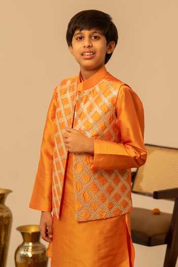 Pomcha Jaipur_Orange Taffeta Gota Patti Embroidered Bundi Kurta Set _Online_at_Aza_Fashions