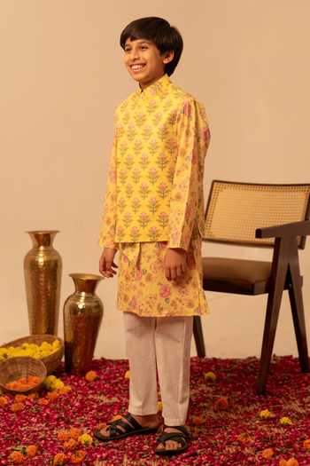 Pomcha Jaipur_Yellow Cotton Block Print Bundi Kurta Set _at_Aza_Fashions