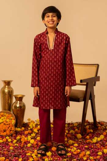 Pomcha Jaipur Butti Print Kurta Set 