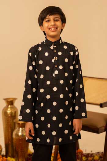 Pomcha Jaipur_Black Cotton Polka Dot Print Kurta Set _at_Aza_Fashions