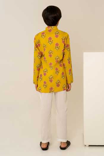 Pomcha Jaipur Floral Print Kurta Set 