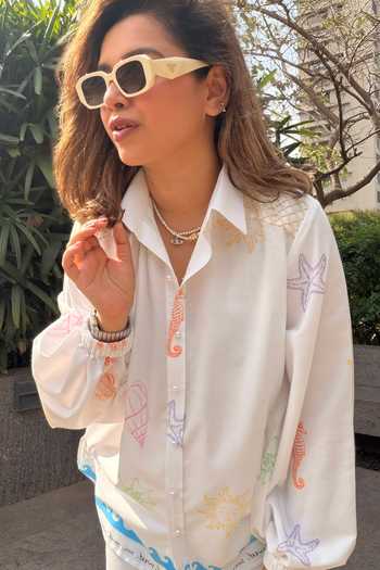 SONAM PARMAR JHAWAR White Cotton Collared Neck Starfish Print Shirt And Pant Set Online at Aza Fashions SONAM PARMAR JHAWAR_White Cotton Collared Neck Starfish Print Shirt And Pant Set _Online_at_Aza_Fashions