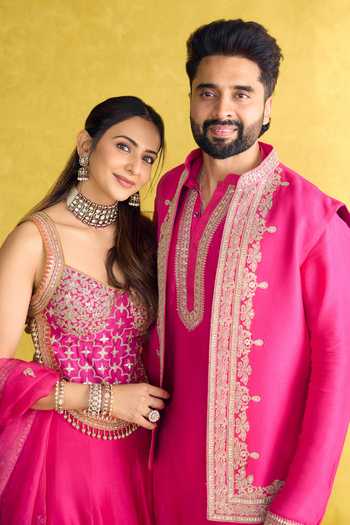 Gopi Vaid Pink Tussar, Organza Sweetheart Neck Mariyam Embroidered Lehenga Set Online at Aza Fashions Gopi Vaid_Pink Tussar, Organza Sweetheart Neck Mariyam Embroidered Lehenga Set _Online_at_Aza_Fashions