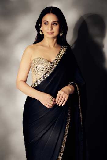 Gopi Vaid Black Georgette Sweetheart Neck Border Embellished Saree With Blouse Online at Aza Fashions Gopi Vaid_Black Georgette Sweetheart Neck Border Embellished Saree With Blouse _Online_at_Aza_Fashions