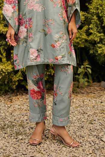 Ridhi Mehra_Green Chanderi Round Neck, Yes Sage Floral Print Kurta With Pant _Online_at_Aza_Fashions