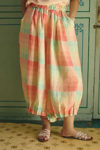 Buy Shop Nirvanaa Peach Linen Halter Neck Lauren Lola Pleated Top And Pant Set Online at Aza Fashions Buy_Shop Nirvanaa_Peach Linen Halter Neck Lauren Lola Pleated Top And Pant Set _Online_at_Aza_Fashions