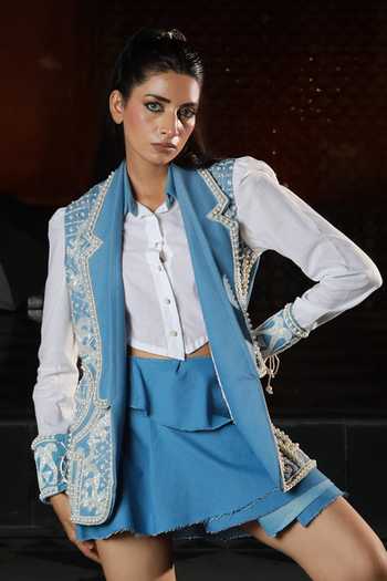 ASHNA VASWANI Blue Denim Embellished Jacket Online at Aza Fashions ASHNA VASWANI_Blue Denim Embellished Jacket _Online_at_Aza_Fashions