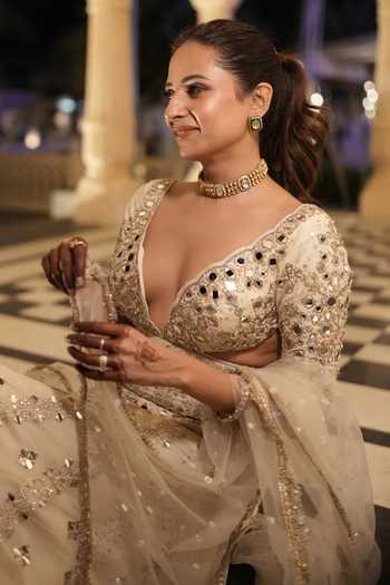 Buy Gopi Vaid Ivory Tussar, Satin, Linen, Net Mirrors, Sequins Aasmi Embroidered Anarkali Set Buy_Gopi Vaid_Ivory Tussar, Satin, Linen, Net Mirrors, Sequins Aasmi Embroidered Anarkali Set