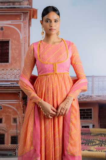 BAISE GABA Pink Chiffon, Muslin Crew Neck, Roopsa Embellished Koti Jacket And Anarkali Set Online at Aza Fashions BAISE GABA_Pink Chiffon, Muslin Crew Neck, Roopsa Embellished Koti Jacket And Anarkali Set _Online_at_Aza_Fashions