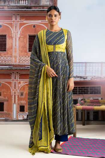 BAISE GABA Saanjh Embellished Koti Jacket & Anarkali Set