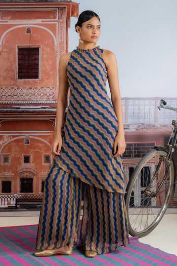 Shop BAISE GABA Multi Color Chiffon Crew Neck Pheri Zig Zag Print Kurta And Palazzo Set Shop_BAISE GABA_Multi Color Chiffon Crew Neck Pheri Zig Zag Print Kurta And Palazzo Set