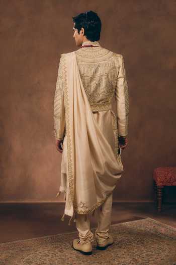 MUKTI AND KAVITH CASA Opulent Heritage Zardozi Work Sherwani Set 