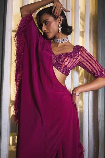 Ohaila Khan_Magenta Silk, Tulle V-neck Hand Embroidered Pre-draped Saree Set _Online_at_Aza_Fashions