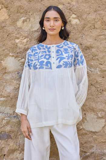 Ayaka_Off White Cotton, Chanderi Round Neck Hand Embroidered Top With Pant _Online_at_Aza_Fashions