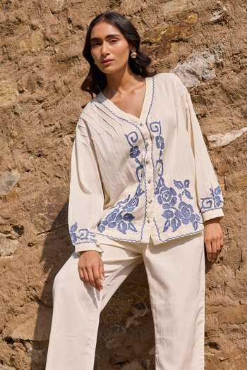 Ayaka_Off White Cotton V-neck Hand Embroidered Top With Pant _Online_at_Aza_Fashions