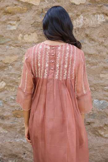 Ayaka Hand Embroidered Straight Kurta Set 