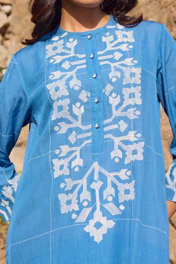 Shop Ayaka Blue Cotton Round Neck, Yes Embroidered Panel Kurta And Pant Set Online at Aza Fashions Shop_Ayaka_Blue Cotton Round Neck, Yes Embroidered Panel Kurta And Pant Set _Online_at_Aza_Fashions