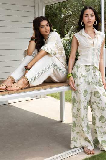 Buy_Akashi Clothing_Beige Cotton Button-down Neck Printed Boxy Shirt And Pant Set 