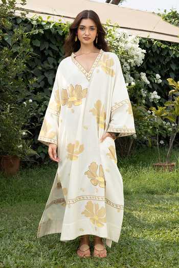 Akashi Clothing Border Embroidered Kaftan 