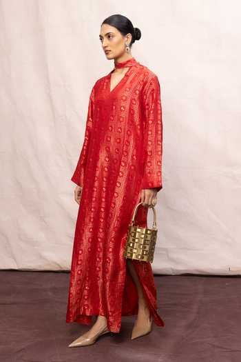 Ekaya Banaras Red Silk V-neck Handwoven Embossed Kaftan Online at Aza Fashions Ekaya Banaras_Red Silk V-neck Handwoven Embossed Kaftan _Online_at_Aza_Fashions