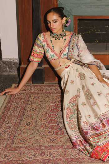 Aditi Gupta Ivory Silk, Organza V-neck Embroidered Lehenga Set at Aza Fashions Aditi Gupta_Ivory Silk, Organza V-neck Embroidered Lehenga Set _at_Aza_Fashions
