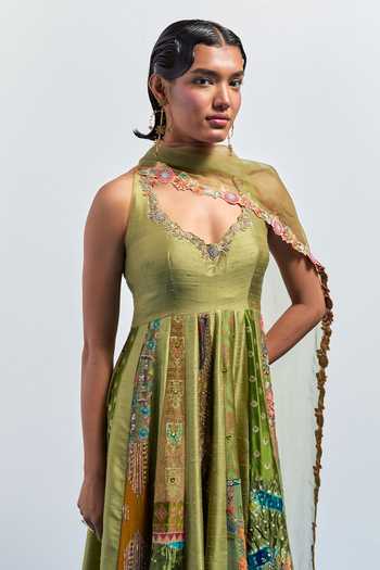Shop Aum By Asit And Ashima Green Silk, Organza, Brocade Sweetheart Hand Embroidered Anarkali With Dupatta Online at Aza Fashions Shop_Aum By Asit And Ashima_Green Silk, Organza, Brocade Sweetheart Hand Embroidered Anarkali With Dupatta _Online_at_Aza_Fashions
