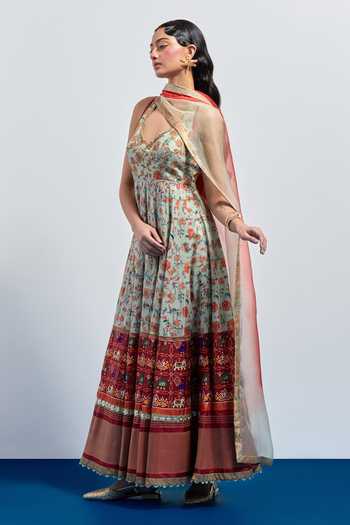 Buy Aum By Asit And Ashima Green Chanderi Silk Halter Neck Block Print Anarkali With Dupatta Online at Aza Fashions Buy_Aum By Asit And Ashima_Green Chanderi Silk Halter Neck Block Print Anarkali With Dupatta _Online_at_Aza_Fashions