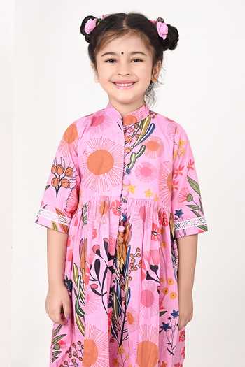 Buy_THE COTTON STAPLE_Pink Cotton Eyre Floral Print Kurta Set _Online_at_Aza_Fashions