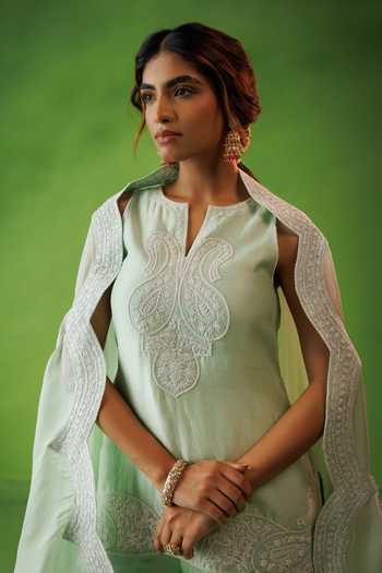 Shop Kisakshi Jaipur Mint Organza, Chanderi Split V-neck Dori Embroidered Kurta Sharara Set Shop_Kisakshi Jaipur_Mint Organza, Chanderi Split V-neck Dori Embroidered Kurta Sharara Set