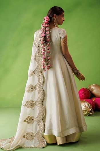 Kisakshi Jaipur Contrast Dupatta & Kurta Set 