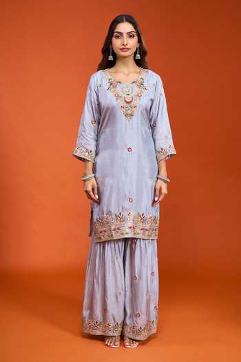 Samyukta Singhania Grey Tissue Round Neck Embroidered Kurta Set Online at Aza Fashions Samyukta Singhania_Grey Tissue Round Neck Embroidered Kurta Set _Online_at_Aza_Fashions