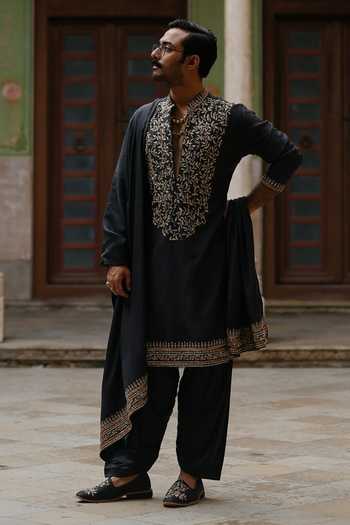 AMIT BEHKI Black Embroidered Kurta Set 