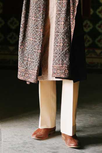 Buy AMIT BEHKI Brown Embroidered Stole Online at Aza Fashions Buy_AMIT BEHKI_Brown Embroidered Stole _Online_at_Aza_Fashions