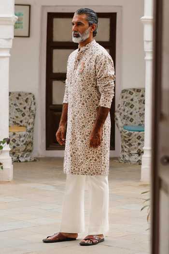 Buy AMIT BEHKI Multi Color Silk, Pashmina Embroidered Kurta Set Online at Aza Fashions Buy_AMIT BEHKI_Multi Color Silk, Pashmina Embroidered Kurta Set _Online_at_Aza_Fashions