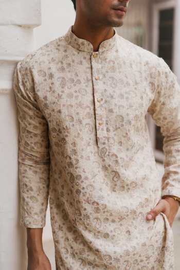 Shop_AMIT BEHKI_Off White Pashmina Embroidered Kurta Set _Online_at_Aza_Fashions