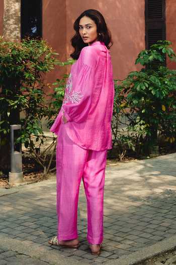 Shop_Kavya Singh Kundu_Pink Silk Collared Neck Azalea Floral Embroidered Shirt And Pant Set _Online_at_Aza_Fashions