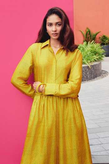 Kavya Singh Kundu_Yellow Silk Collared Neck Tulip Block Print Shirt And Skirt Set _at_Aza_Fashions