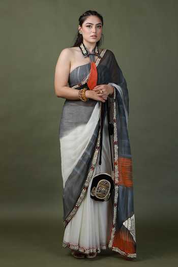Buy_ASHNA VASWANI_Ivory Cotton, Kota Doria, Shantoon V-neck Colorblock Saree And Blouse Set _Online_at_Aza_Fashions