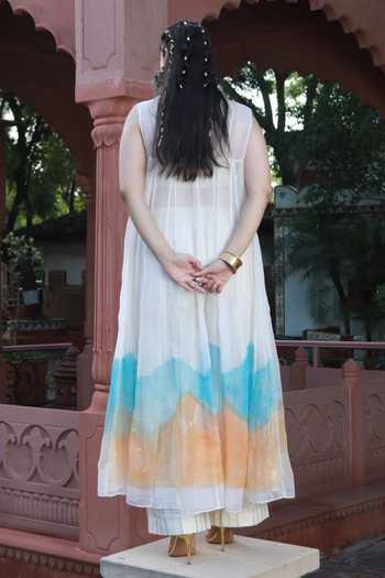 ASHNA VASWANI Hand Painted Kota Doria Kurta Set 