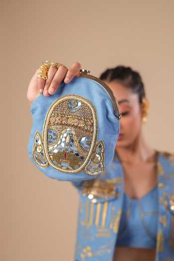 Buy_ASHNA VASWANI_Blue Hand Work Denim Sling Bag 