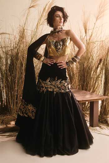 ASHNA VASWANI Lehenga Set With Brass Corset 