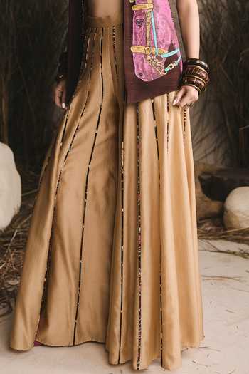 Shop ASHNA VASWANI Black Handloom Cotton, Chanderi , Halter Hand Painted Raw Jacket Set Online at Aza Fashions Shop_ASHNA VASWANI_Black Handloom Cotton, Chanderi , Halter Hand Painted Raw Jacket Set _Online_at_Aza_Fashions