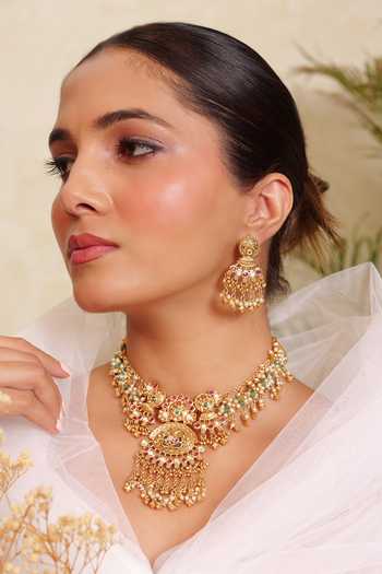 Prestones Kundan Embellished Pendant Necklace Set 