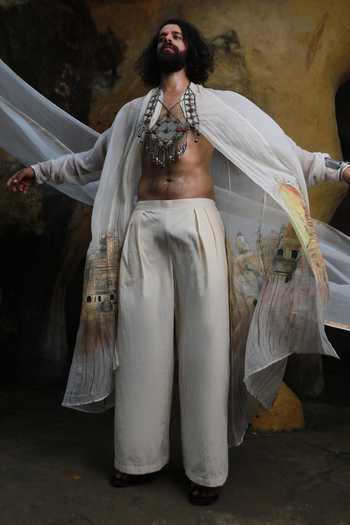 ASHNA VASWANI_Ivory Handloom Cotton, Kota Doria Hand Painted Shrug And Kurta Set _at_Aza_Fashions