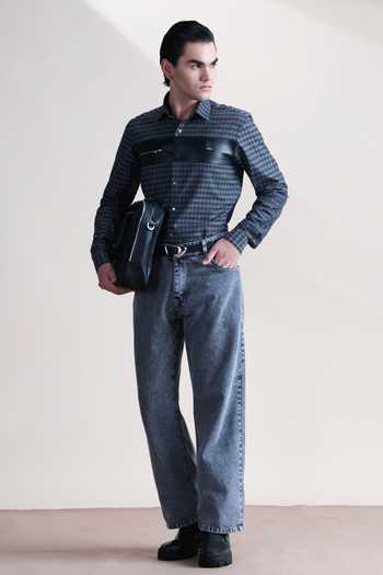Buy Abkasa Black Cotton Isabella Houndstooth Shirt Online at Aza Fashions Buy_Abkasa_Black Cotton Isabella Houndstooth Shirt _Online_at_Aza_Fashions