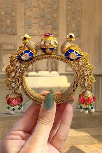 Amaara Jewels Rajsi Mayur Shaped Bangle 