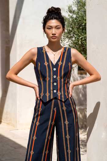 Buy_Nautanky_Grey Crepe V-neck Stripe Print Vest And Trouser Set 